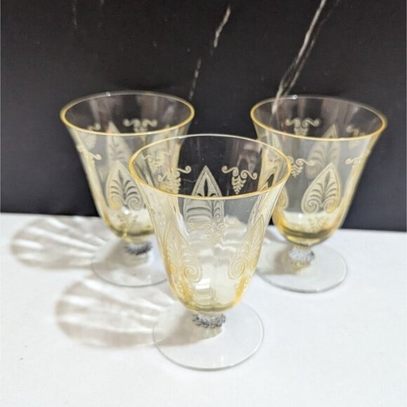 Vintage FOSTORIA Whiskey Glass Trojan Topaz  3" yellow  set of 3 - Picture 3 of 7